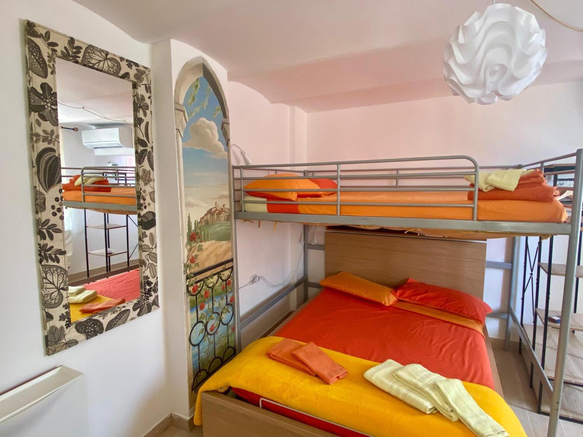 La Casa Di Ida Nel Porto Antico Lägenhet Genua Exteriör bild